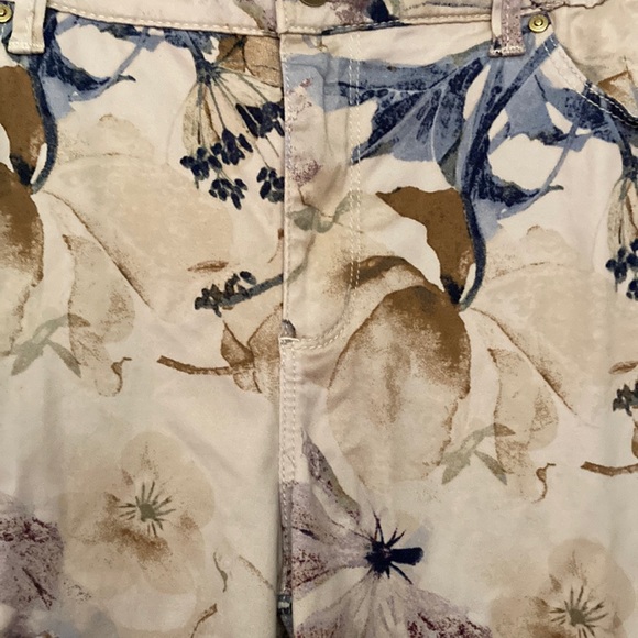 Floral Jeggings - Picture 1 of 4